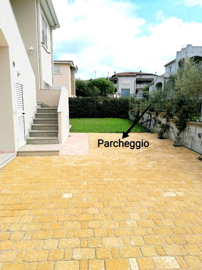 Casa Salvo Apartamento Budoni Exterior foto
